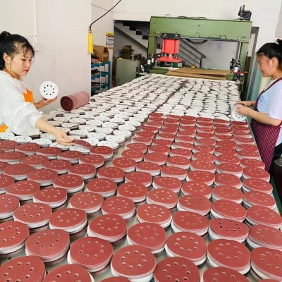 跨境爆品 5寸8孔植绒砂纸 红砂125氧化铝气磨抛光砂纸 套装组合图3
