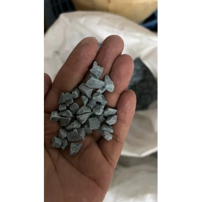 不规则树脂磨料-4*4、6*6-不规则树脂研磨石（塑磨石）图5
