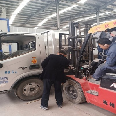 柱面抛光机 优质圆管抛光机 圆盘打磨抛光机 银利磨料磨具图3