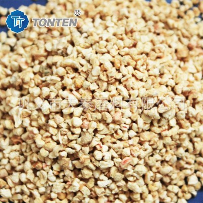 厂家供应5-36目玉米芯 牛羊猪饲料宠物饲料用玉米芯图2