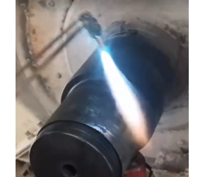 现场观摩风机轴磨损采用磨具修复法
