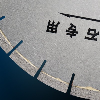 厂家直销直径350消音石英石锯片锋利耐切 高齿消音设计好用耐用图2