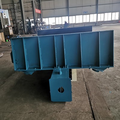 厂家定制新型沙石组合式振动筛 河道河沙化工振动筛厂家供应图4