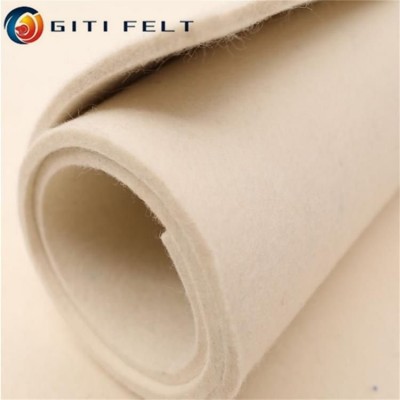 细白羊毛毡垫 产品特性 减震绝缘防潮隔热,阻燃 弹性柔韧 精密加工