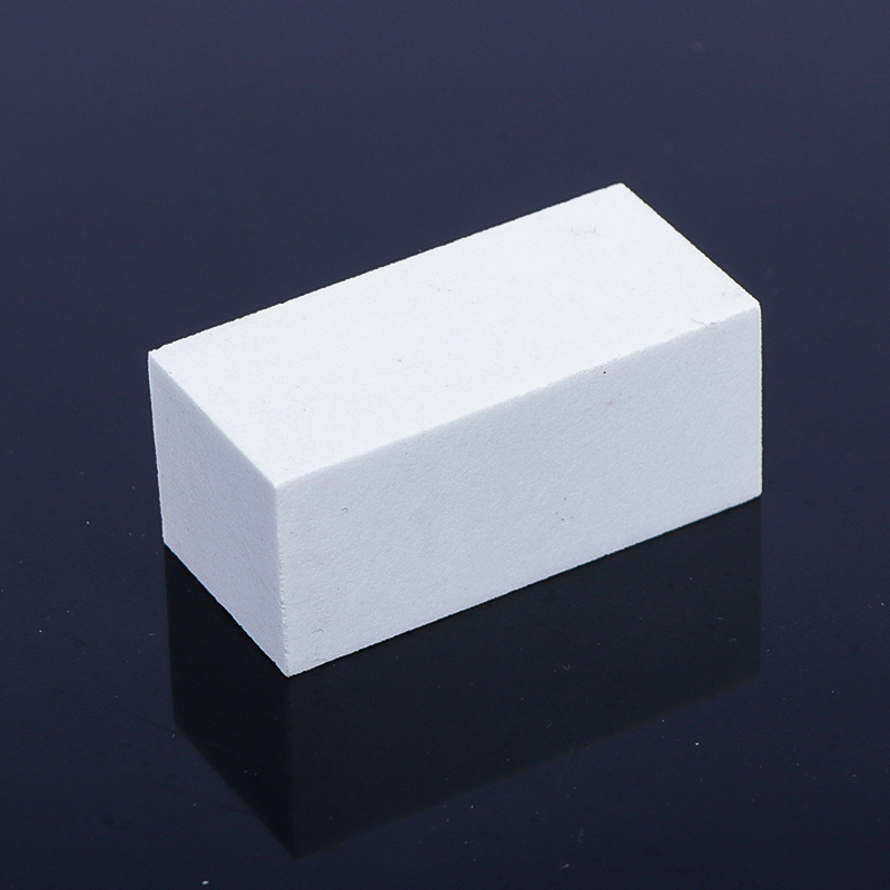 3 白色修正石 6x3x2.5  2